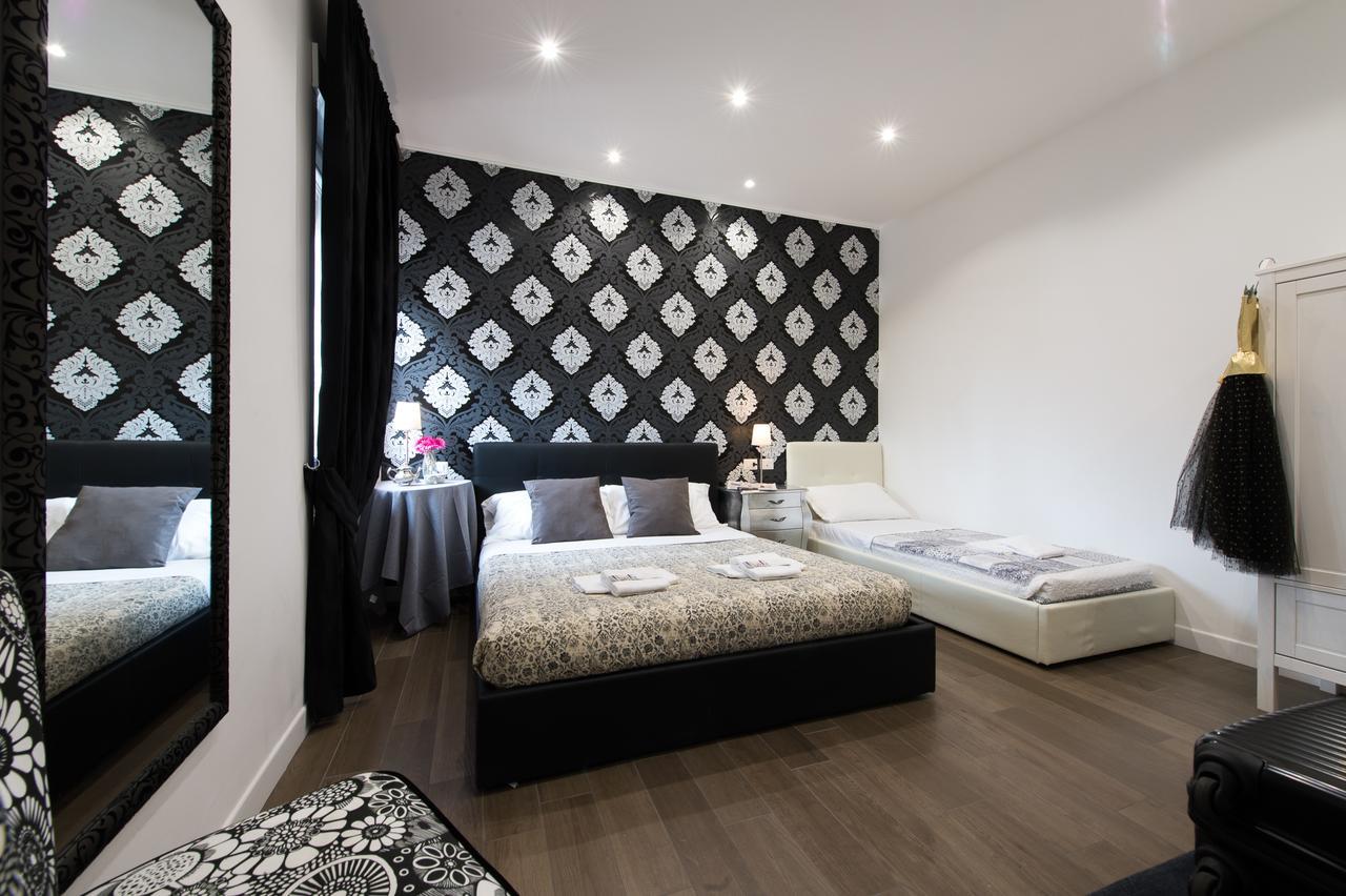Suite Colosseo Apt. Rome Bagian luar foto