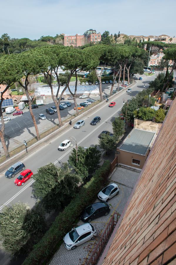 Suite Colosseo Apt. Rome Bagian luar foto
