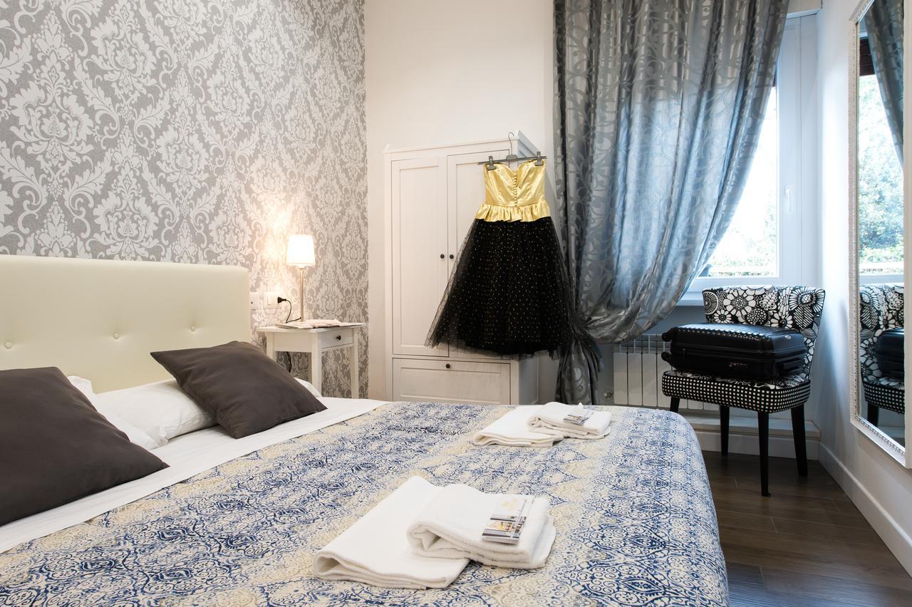 Suite Colosseo Apt. Rome Bagian luar foto